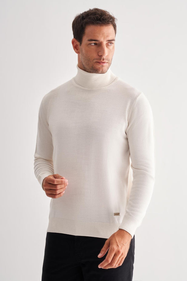 Turtleneck Knitwear