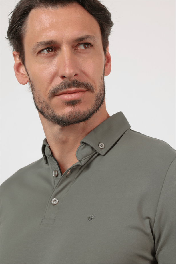 Short Sleeve Italian Collar Pocketless Standard Fit T-Shirt 1011260150