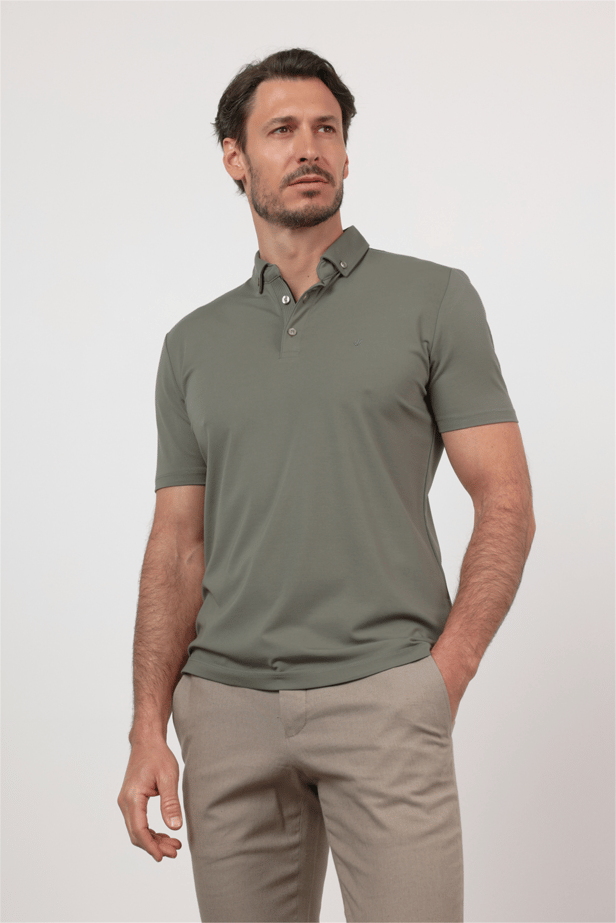 Short Sleeve Italian Collar Pocketless Standard Fit T-Shirt 1011260150