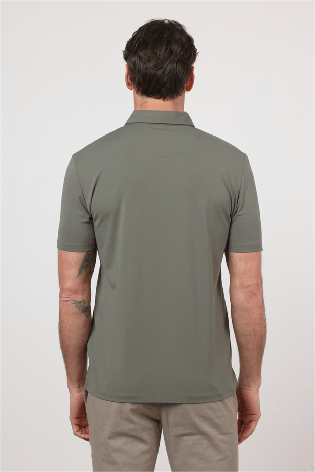 Short Sleeve Italian Collar Pocketless Standard Fit T-Shirt 1011260150