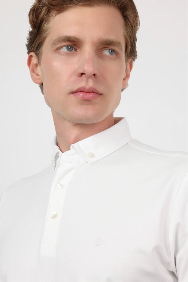 Short Sleeve Italian Collar Pocketless Standard Fit T-Shirt 1011260150